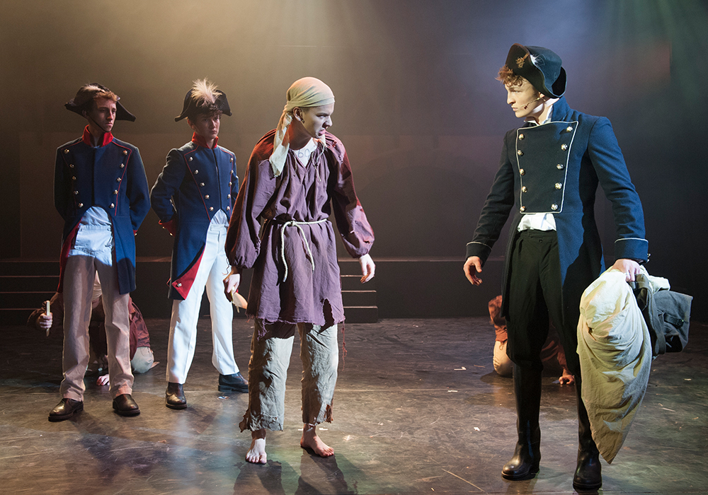 Jean Valjean & Javert in Les Misérables
