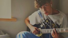 Student Alec Murray Releases Debut EP “Monday Morning” Student Alec Murray Releases Debut EP “Monday Morning”